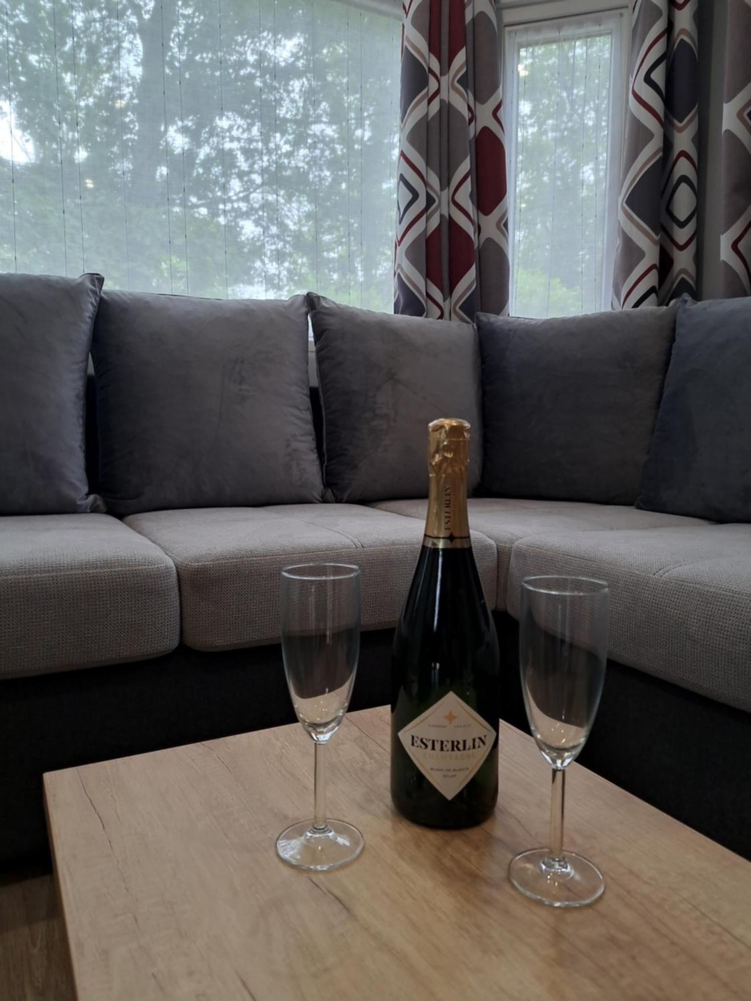 Au 7Cent14 Villa Marcilly-sur-Eure Eksteriør billede